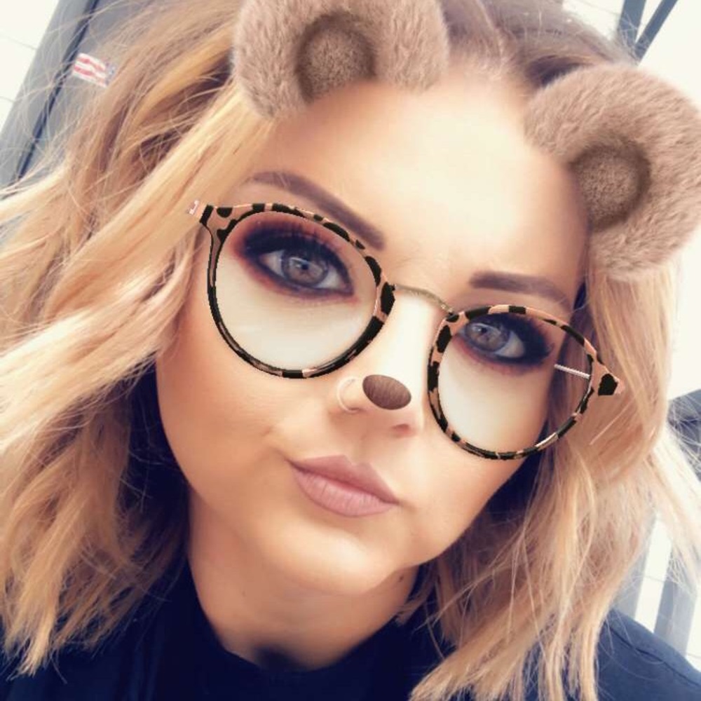 Meet your Posher, Krystal